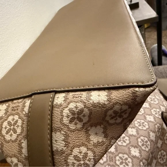 Kate Spade New York Jacquard Flower Tote Bag Beige Tan NWOT - Picture 9 of 9